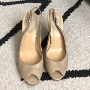 Cole Haan 9.5B Nike Air Beige Heels Cream